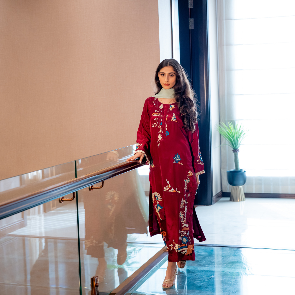 Rouge Royale 2pc Set Pre-Order