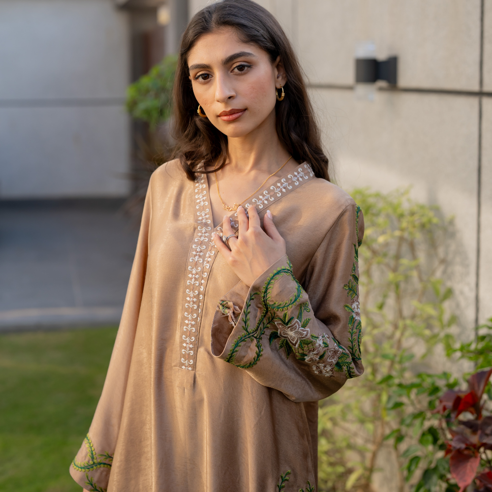 Golden Heiress 2pc set Pre-Order